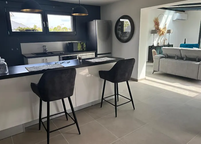 Maison Spacieuse Saint-Lo